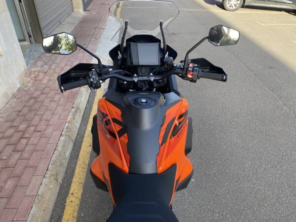 KTM 1290 SUPER ADVENTURE S 2024 - Image 8