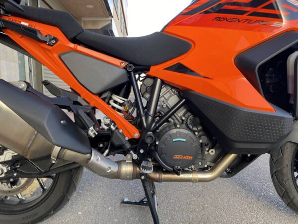 KTM 1290 SUPER ADVENTURE S 2024 - Image 32