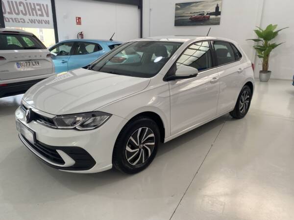 VOLKSWAGEN Polo Life 1.0 TSI 70kW 95CV (2023) - Image 5