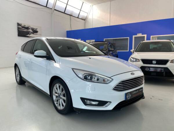 FORD FOCUS 1.5 TDCI 120CV TITANIUM