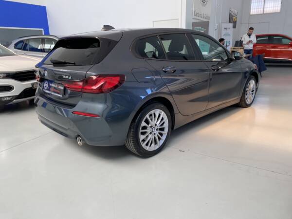 BMW 118D AUTOMÁTICO - Imagen 6