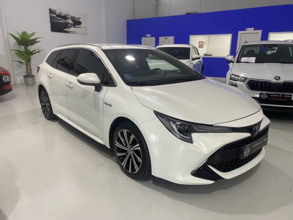 TOYOTA COROLLA TOURING HYBRIDO 180 CV 2021