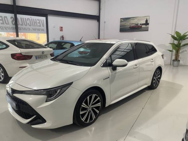 TOYOTA COROLLA TOURING HYBRIDO 180 CV 2021 - Imagen 5