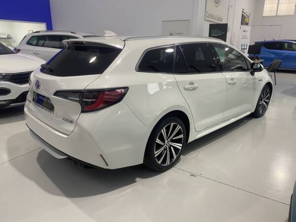 TOYOTA COROLLA TOURING HYBRIDO 180 CV 2021 - Imagen 12