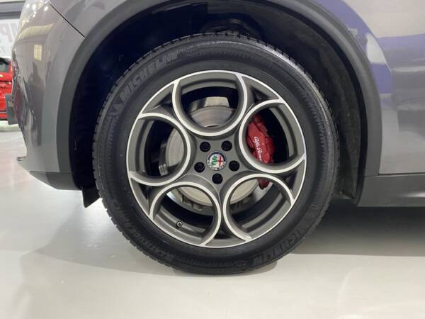 ALFA ROMEO STELVIO 2.2 D 210 CV AUT. Q4 - Imagen 9