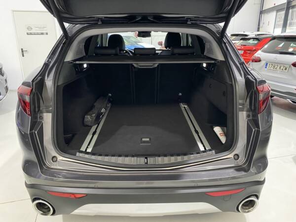 ALFA ROMEO STELVIO 2.2 D 210 CV AUT. Q4 - Imagen 12