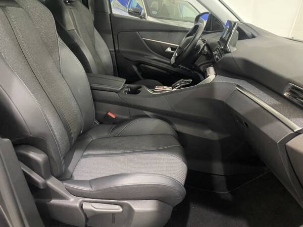 PEUGEOT 3008 1.5  HDI 130 CV ALLURE PACK - Imagen 12