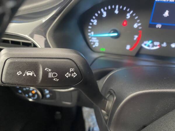 FORD Puma 1.0 EcoBoost 125cv Titanium Design MHEV - Imagen 27