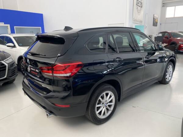 BMW X1 sDrive18dA Corporate - Imagen 6