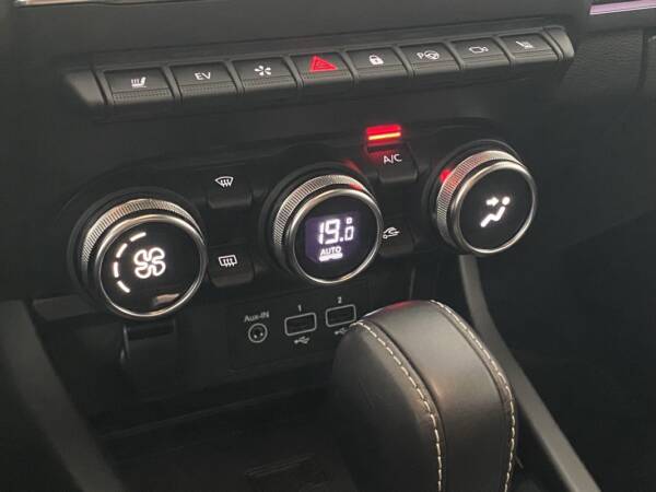RENAULT ARKANA HIBRIDO 1.6 E-TECH TECHNO - Imagen 19
