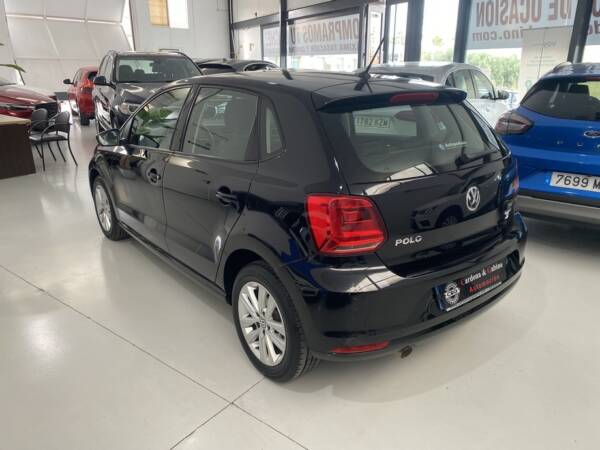 Volkswagen Polo 1.4 tdi 90 cv Bluemotion - Imagen 10