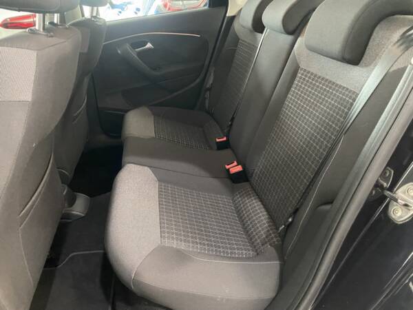 Volkswagen Polo 1.4 tdi 90 cv Bluemotion - Imagen 13