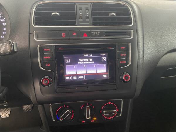 Volkswagen Polo 1.4 tdi 90 cv Bluemotion - Imagen 7