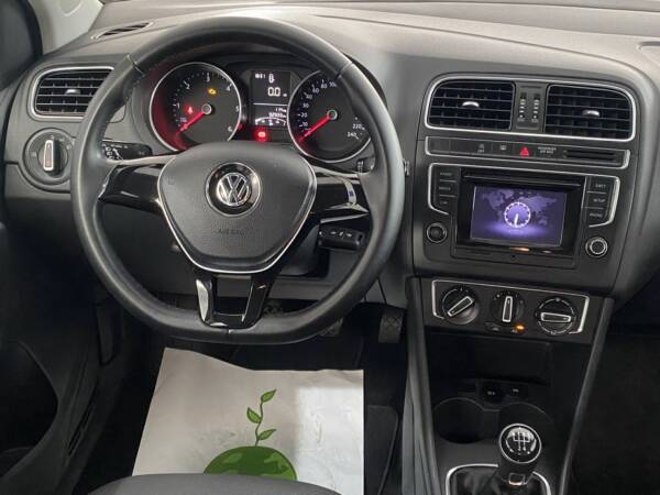 Volkswagen Polo 1.4 tdi 90 cv Bluemotion - Imagen 26