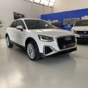 AUDI Q2 S line 30 TDI S tronic