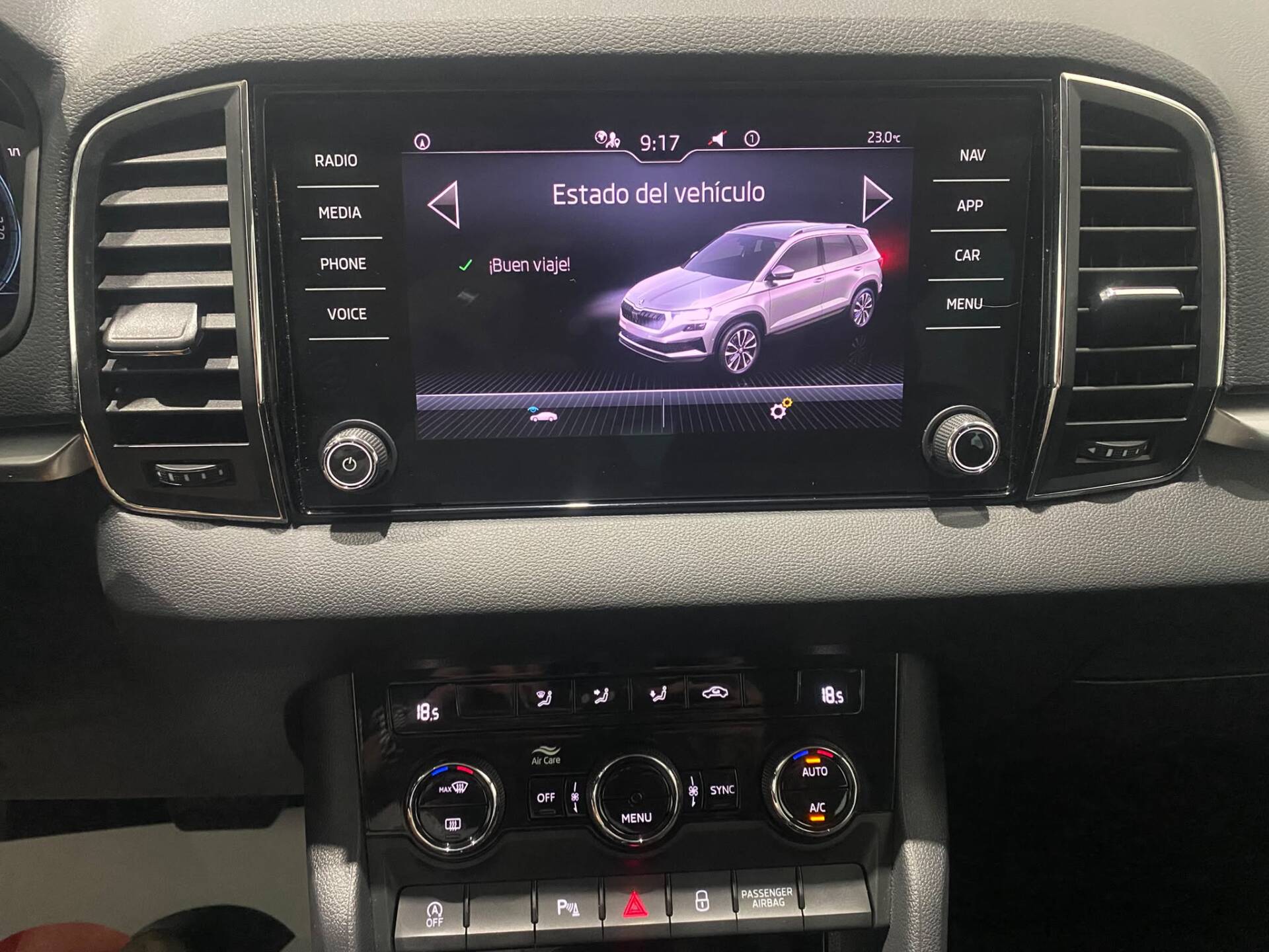 SKODA Karoq 2.0 TDI 116 cv DSG Ambition - Imagen 25