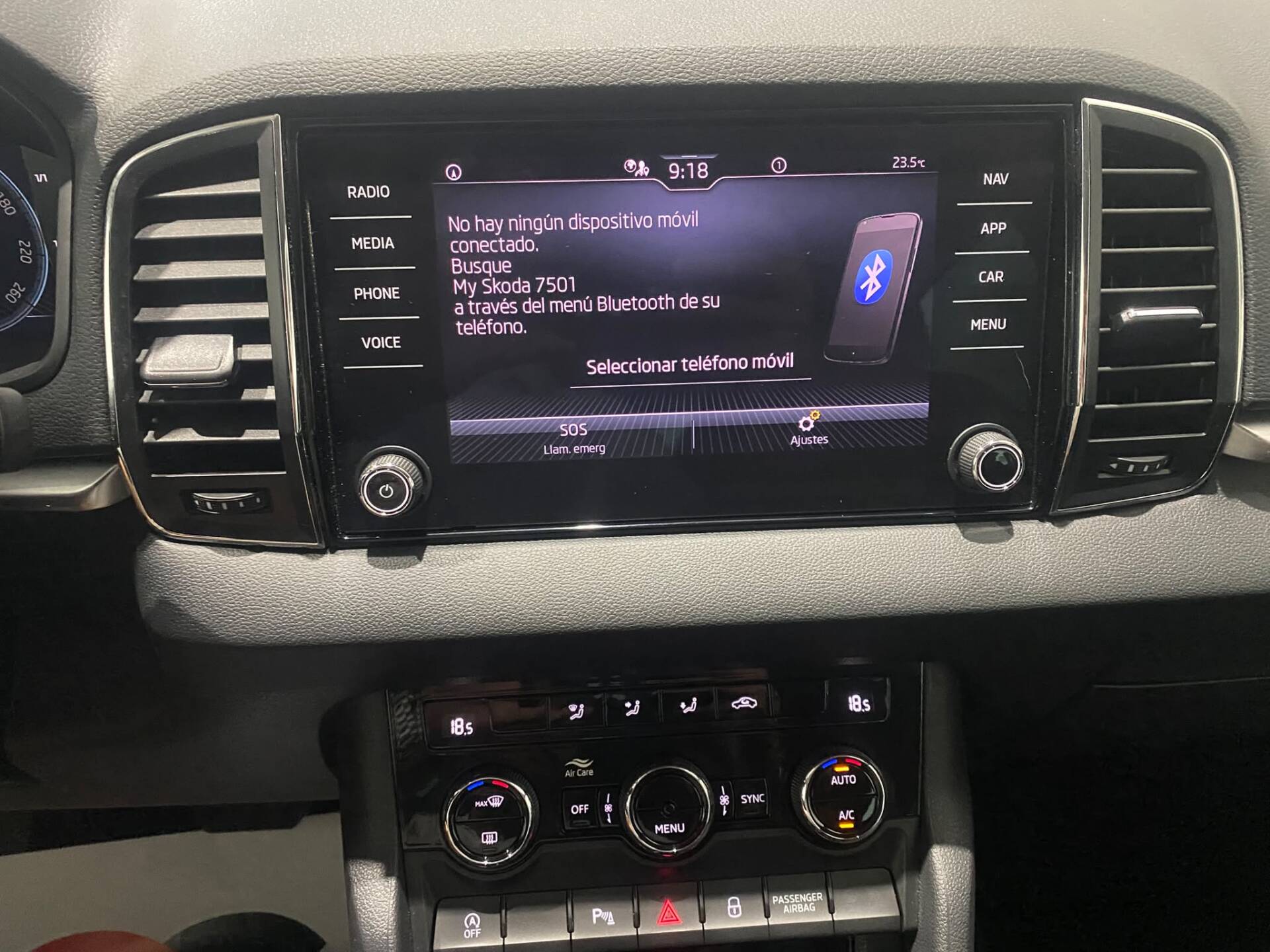 SKODA Karoq 2.0 TDI 116 cv DSG Ambition - Imagen 21