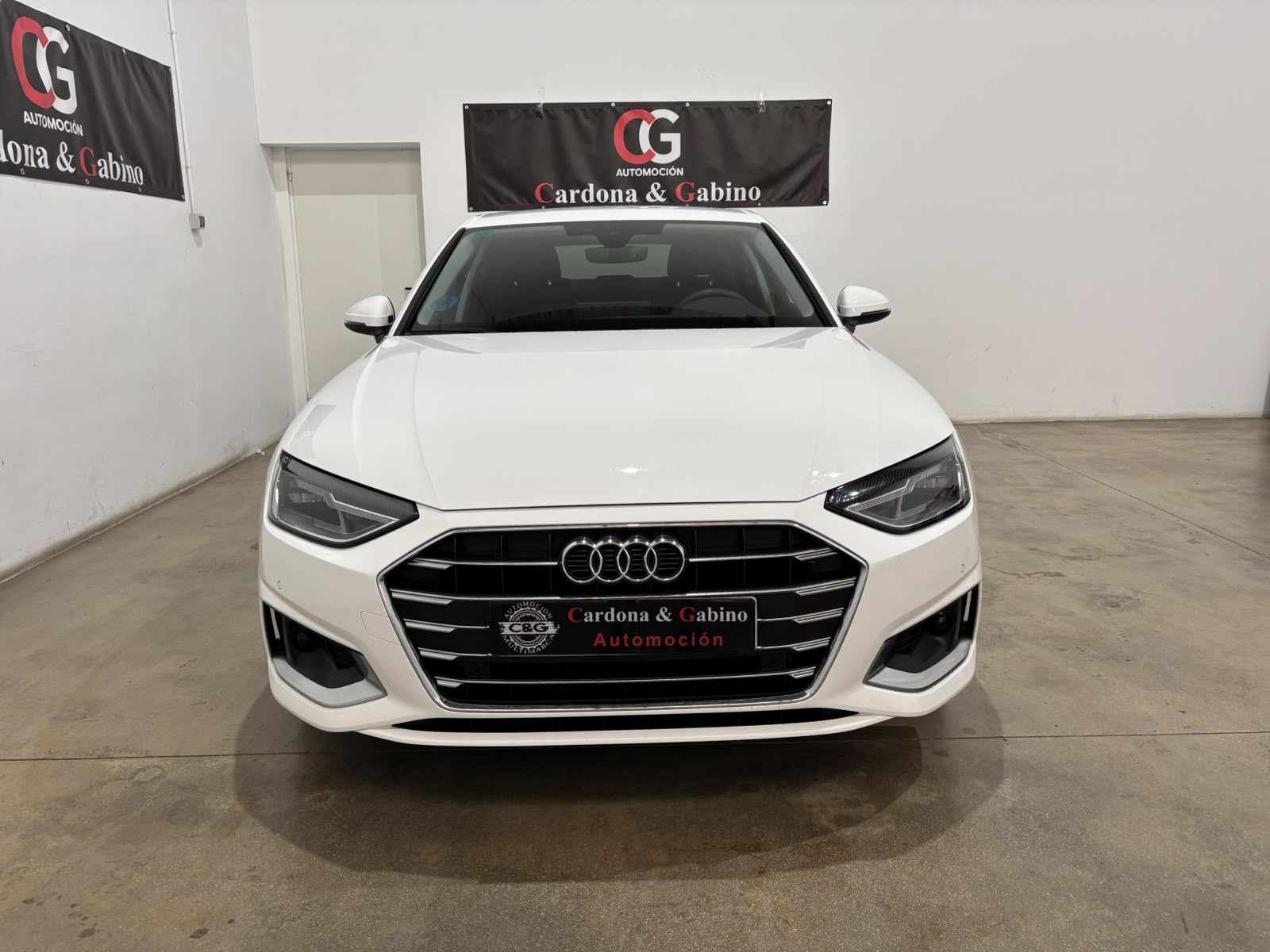 Audi A4 2.0 tdi 163 cv S-tronic 2022 - Imagen 11