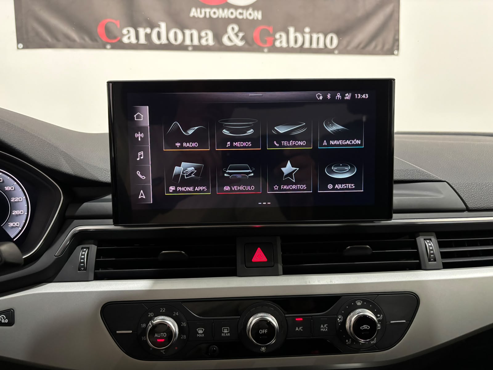 Audi A4 2.0 tdi 163 cv S-tronic 2022 - Imagen 30