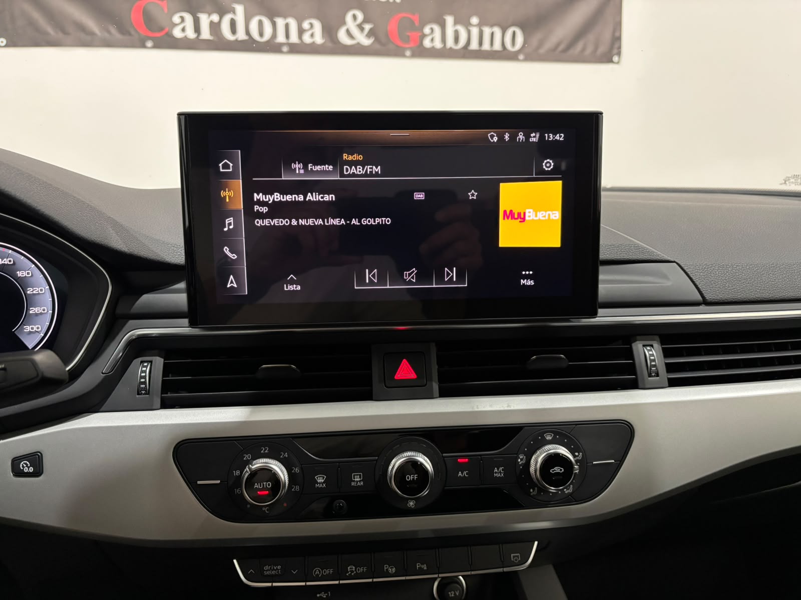 Audi A4 2.0 tdi 163 cv S-tronic 2022 - Imagen 13