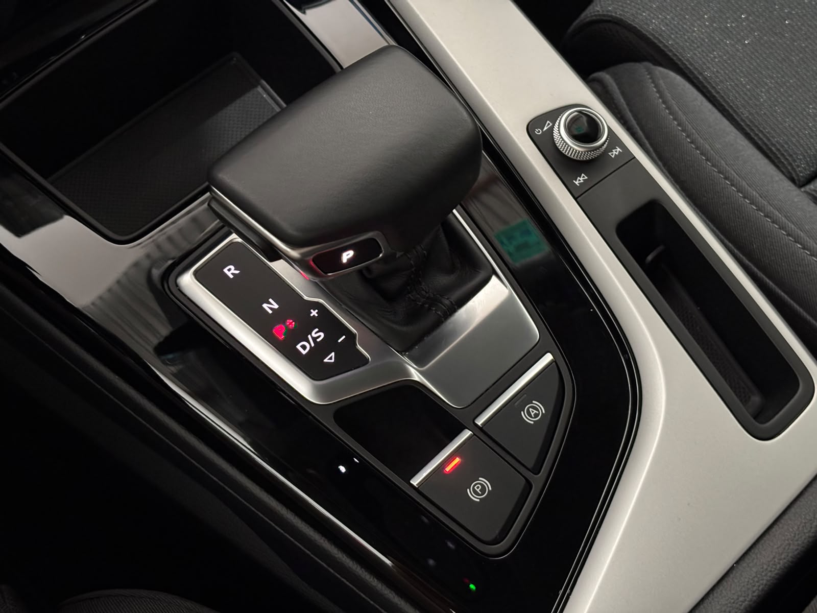 Audi A4 2.0 tdi 163 cv S-tronic 2022 - Imagen 26