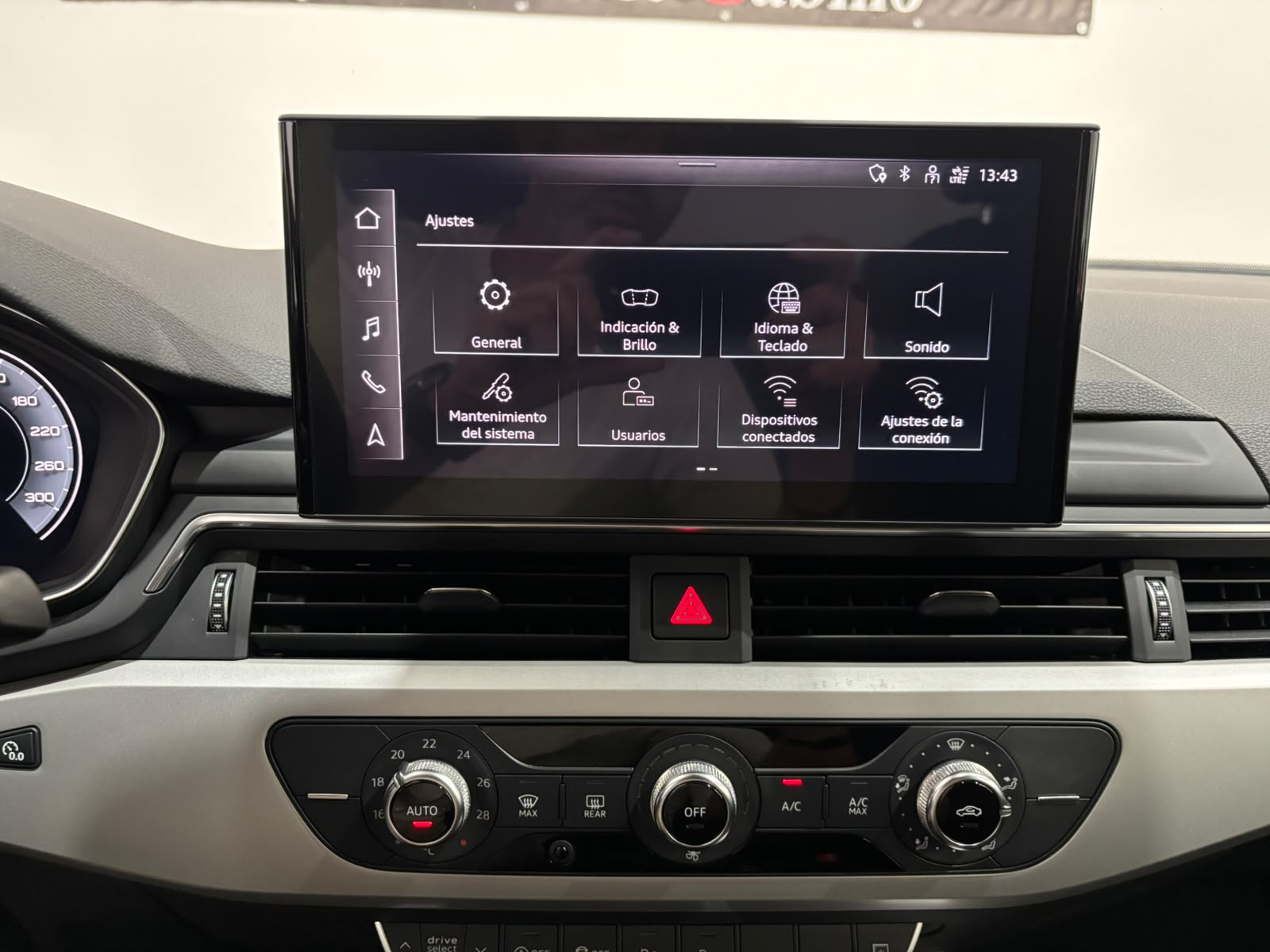 Audi A4 2.0 tdi 163 cv S-tronic 2022 - Imagen 12